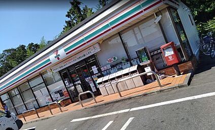 セブンイレブン牛久刈谷団地入口店 約280m(徒歩約4分)