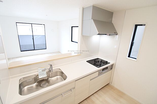 ひとたび扉を開けばそこに待っているのは上質な空間とマイホームでの新生活をイメージさせる優雅なひととき。「この家なら…」ではなく「ここに住みたい♪」と思う感動をお届けいたします。