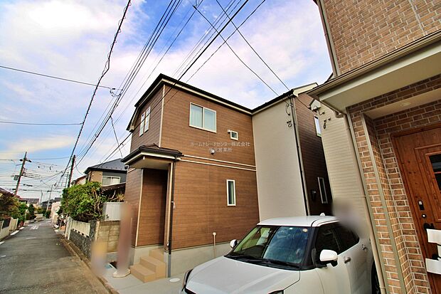 ひとたび扉を開けばそこに待っているのは上質な空間とマイホームでの新生活をイメージさせる優雅なひととき。「この家なら…」ではなく「ここに住みたい♪」と思う感動をお届けいたします。