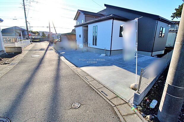 『１号棟』
ひとたび扉を開けばそこに待っているのは上質な空間とマイホームでの新生活をイメージさせる優雅なひととき。「この家なら…」ではなく「ここに住みたい♪」と思う感動をお届けいたします。