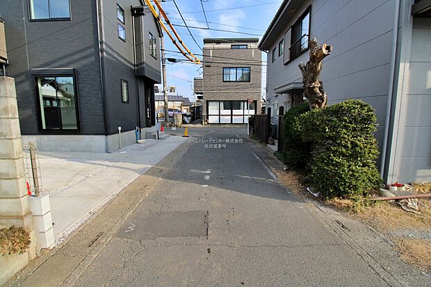 ひとたび扉を開けばそこに待っているのは上質な空間とマイホームでの新生活をイメージさせる優雅なひととき。「この家なら…」ではなく「ここに住みたい♪」と思う感動をお届けいたします。