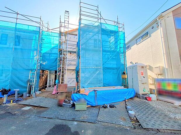 『A号棟』
住宅性能評価で耐震等級3(最高等級)を取得!お客様を守る大切な住宅だからこそ、第三者の検査を受けて安心して住んでいただける住宅をご案内させて頂きます。