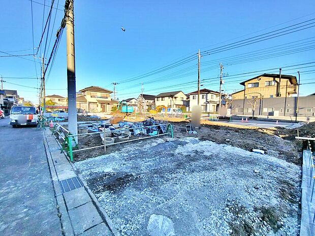 『４号棟』
気になった物件すぐにご見学対応させていただきます♪平日・お仕事帰りなど、いつでもご案内可能です♪周辺環境と併せて、実際に現地をご確認ください♪