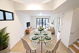 埼玉県所沢市上新井4