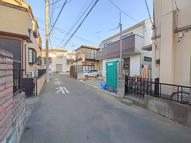 『A号棟』
ひとたび扉を開けばそこに待っているのは上質な空間とマイホームでの新生活をイメージさせる優雅なひととき。「この家なら…」ではなく「ここに住みたい♪」と思う感動をお届けいたします。