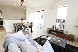 埼玉県所沢市中新井４