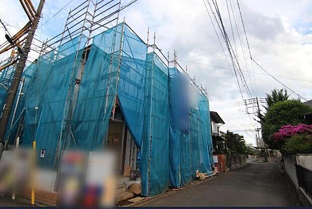 『1号棟』
ひとたび扉を開けばそこに待っているのは上質な空間とマイホームでの新生活をイメージさせる優雅なひととき。「この家なら…」ではなく「ここに住みたい♪」と思う感動をお届けいたします。