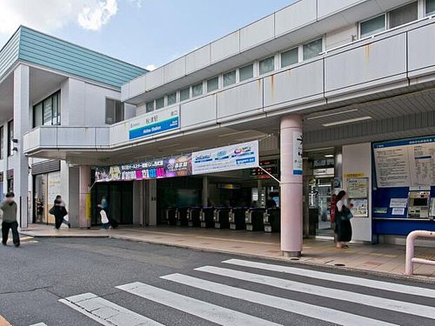 西武池袋線「秋津」歩19分！
ＪＲ武蔵野線「新秋津」歩16分！
バス便もあり雨の日も安心♪