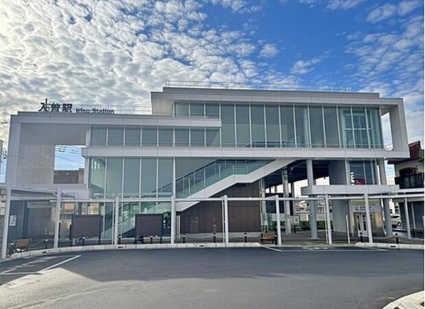 西武新宿線「入曽」歩18分!
駅前にはイオンそよらがあり、駅利用のついでにお買い物が便利です♪