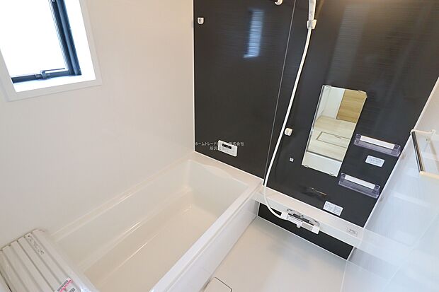 【浴室】雨の日や夜間の洗濯に便利な浴室換気乾燥機を標準装備。入浴後に換気機能で湿気を排出することで、カビの発生を防ぎます！
