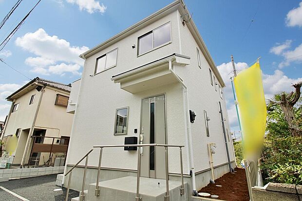 【現地外観写真】住宅性能評価で耐震等級３（最高等級）を取得！お客様を守る大切な住宅だからこそ、第三者の検査を受けて安心して住んでいただける住宅をご案内させて頂きます。