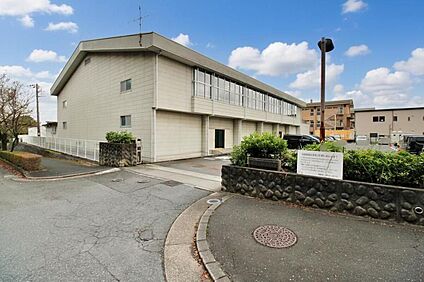 飯能市立美杉台小学校 960m(徒歩12分)