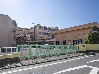 東村山市立青葉小学校 692ｍ(徒歩9分)