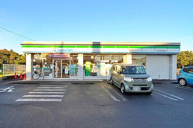 ファミリーマート所沢北野天神通り店（約794m）