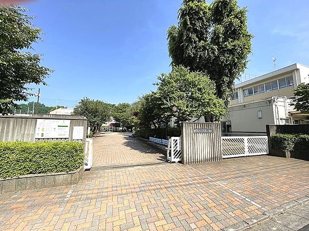 練馬区立北原小学校（約378m）