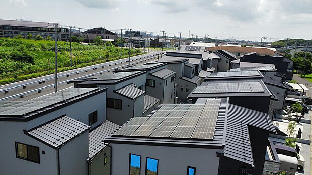 【太陽光発電システム】大容量太陽光パネル搭載。創った電気は自家使用、余った電気は無駄なく売電。