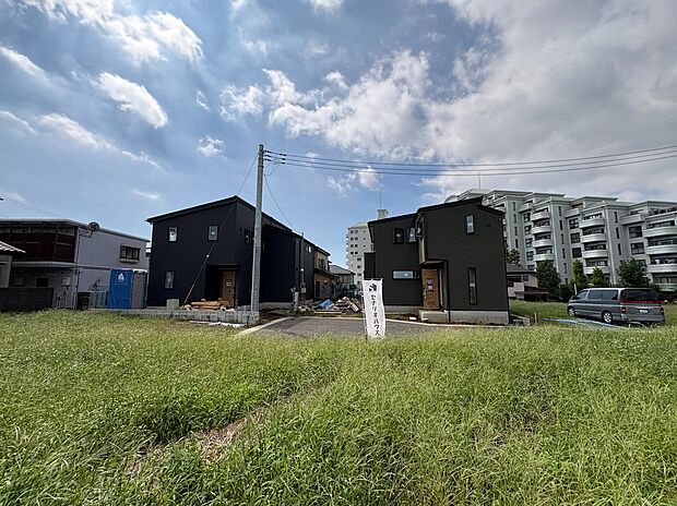 【分譲地・外観】広島建設施工。高い耐震性・断熱性を兼ね揃えた、家族が長く安心して暮らせる住まいです。