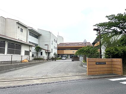 臼井西中学校 約800m(徒歩10分)