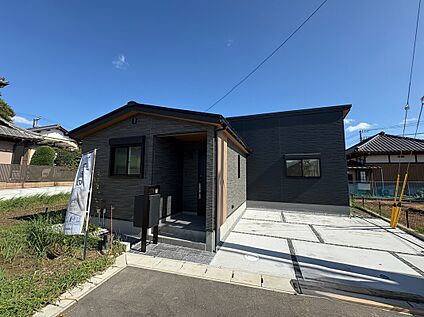 【6号棟（モデルハウス　）外観】