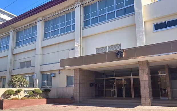 稲生小学校