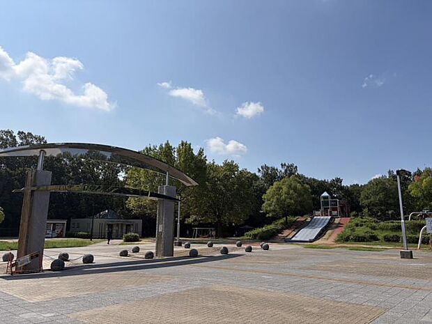 小幡緑地（西園）（約530m）