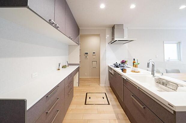 【【B区画】】【B号地】トレンドのグレーの配色のキッチン