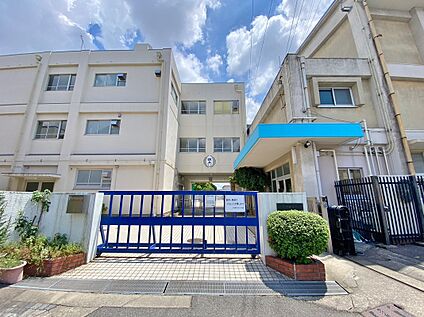 吹上小学校 約470ｍ(徒歩6分)