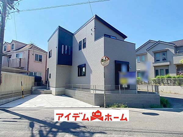〇●1号棟外観●〇　　
平日のご案内も可能です！　
アイデムホーム南店は緑区役所から徒歩2分！
水曜日も営業しております！

