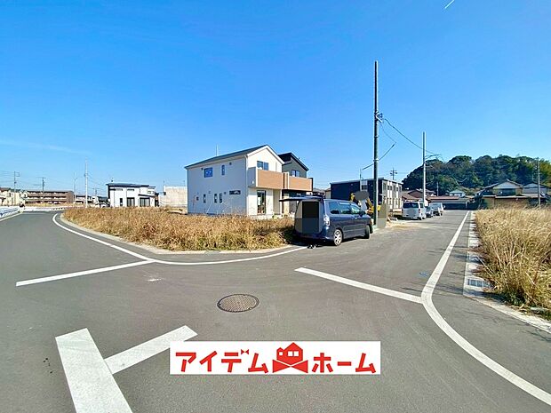 〇●前面道路●〇
平日のご案内も可能です！
アイデムホーム南店は緑区役所から徒歩2分！
水曜日も営業しております！　　　　　　
　　　　　　
