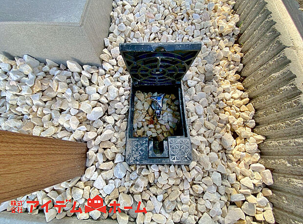 【散水栓】愛車の洗車や植栽の水やり、庭先のBBQや子供たちのプール遊びなど用途多様にお使いいただけます。