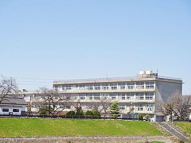 清須市立春日小学校（約1,170m）