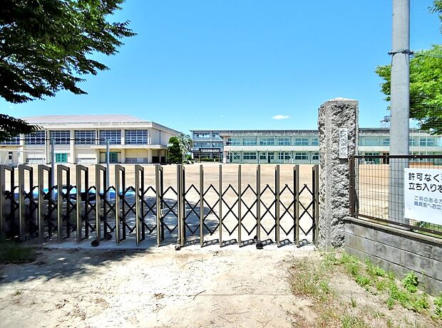 稲沢市立千代田中学校(約1,970m)