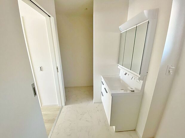 【洗面】平日・土日問わずご案内致します!お気軽にお問合わせ下さい♪