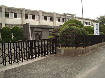 稲沢市立明治中学校 2371ｍ