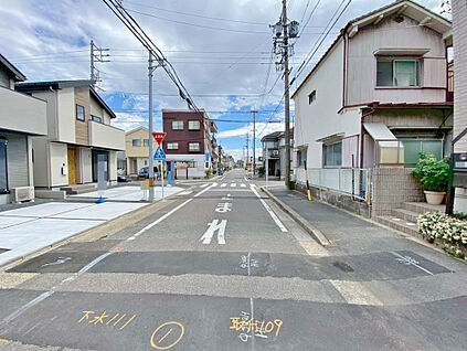 ■南側前面道路■