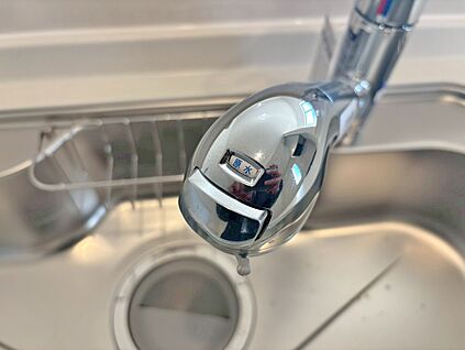 ■浄水器内蔵型水栓■