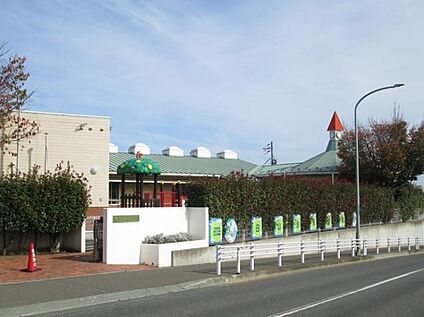 白山台保育園 約1660m(徒歩21分)