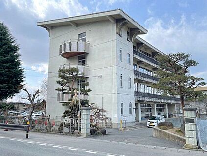 山形市立第八小学校 500m