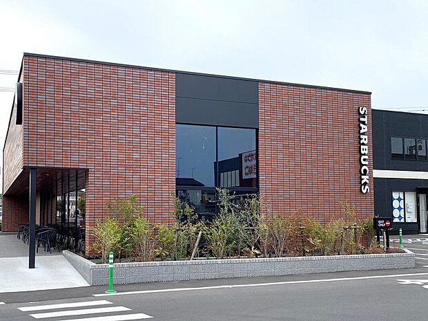 スターバックスコーヒーいわき小名浜店(約620m)
