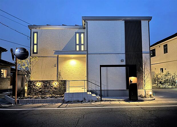 1号地（SmartPowerStation FX Urban）
・『We can 家キャン！お家キャンプができる家』
・子供室が3室ある、4LDKの分譲住宅です♪