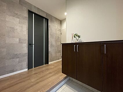 1号地玄関ホール