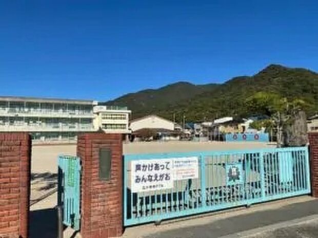 呉市立広小学校（約700m）