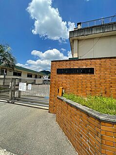 広島市立草津小学校 130ｍ(徒歩約1分)