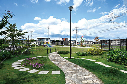 香取台なかだい公園 約120m～170m(徒歩2分～3分)