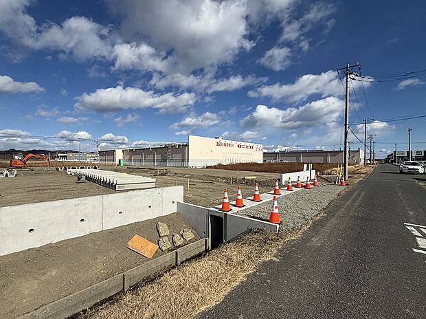【エイブルガーデン上桜井】どのような街ができるのか楽しみです（26年1月撮影）