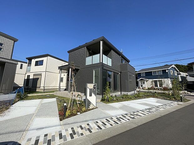 【【価格改定】No.124／外構図】鉄骨系ユニット工法2階建
（25年10月撮影）