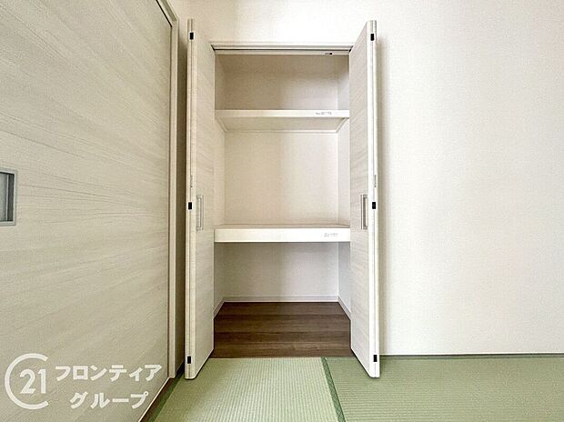 【収納】押入れには、お子様のおもちゃや来客時の座布団などもしっかり収納いただけます！