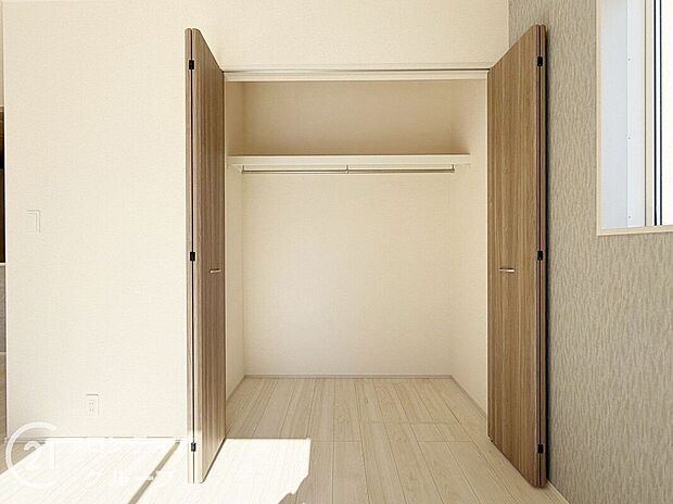 【収納】充実した収納スペースなので、お子様が大きくなって、荷物が増えてもたっぷり収納しておけますね