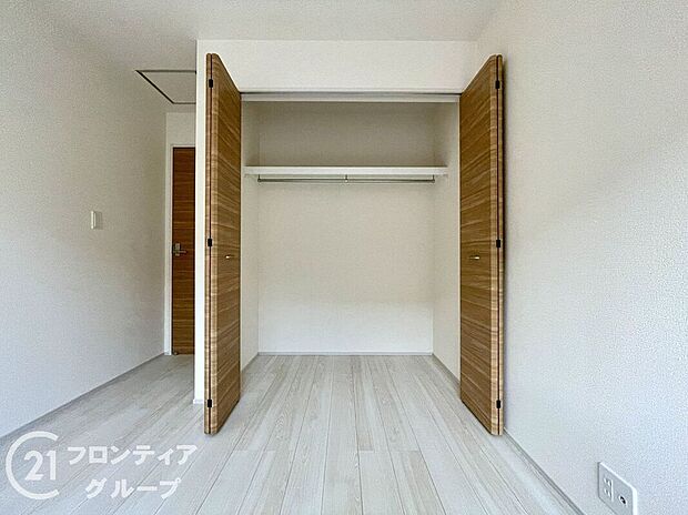 【収納】充実した収納スペースなので、お子様が大きくなって、荷物が増えてもたっぷり収納しておけますね