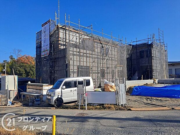 【外観】現地写真更新！現地の説明はもちろん、モデルハウスご見学も可能！同社施工物件をご見学していただきますので、実際に使用される設備やお家の雰囲気などをご確認ください